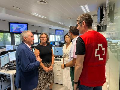 La delegada del Consell en Alicante se reúne con el presidente provincial de Cruz Roja para abordar iniciativas en materia social y de emergencias
